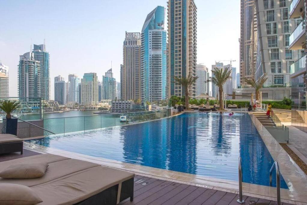 Fantastic View L Great Amenities L Superb Location Apartment Dubai Exterior foto